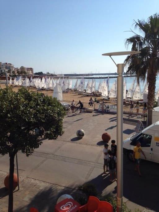 Comodo Appartamento A Crotone Eksteriør billede
